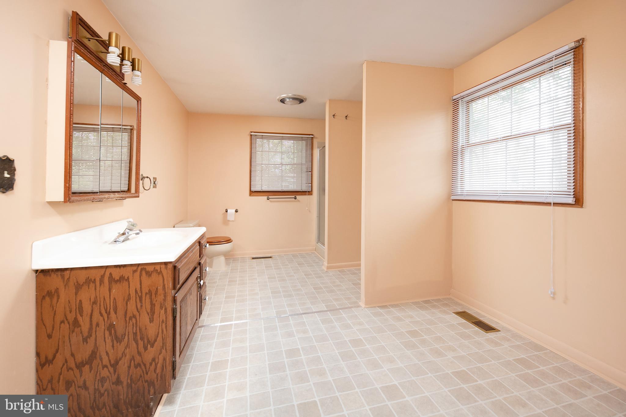 275 Cleveland Avenue Carneys Point, NJ 08069 - Photo 11 of 18 Gallery Image 11