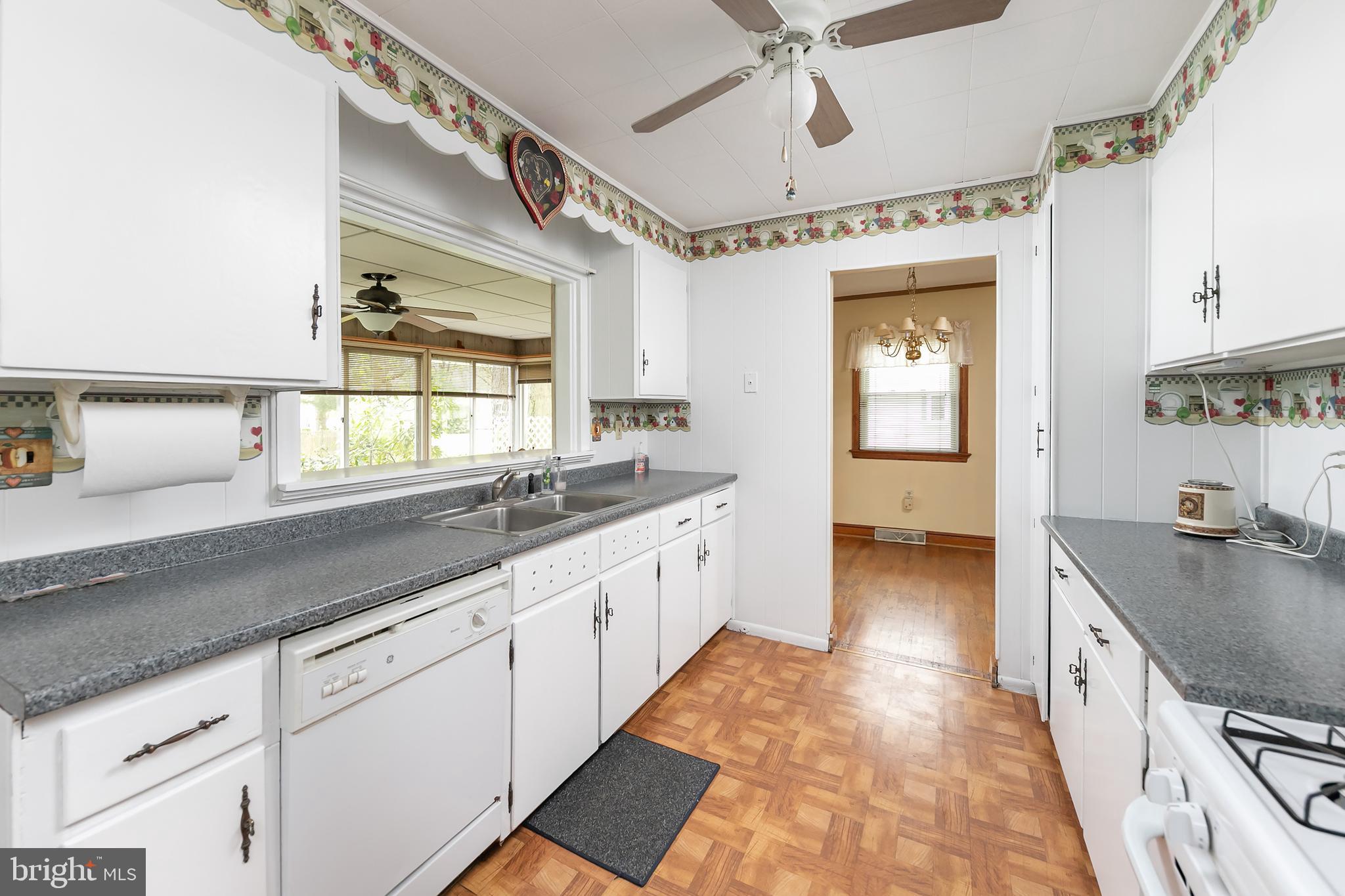 275 Cleveland Avenue Carneys Point, NJ 08069 - Photo 4 of 18 Gallery Image 4
