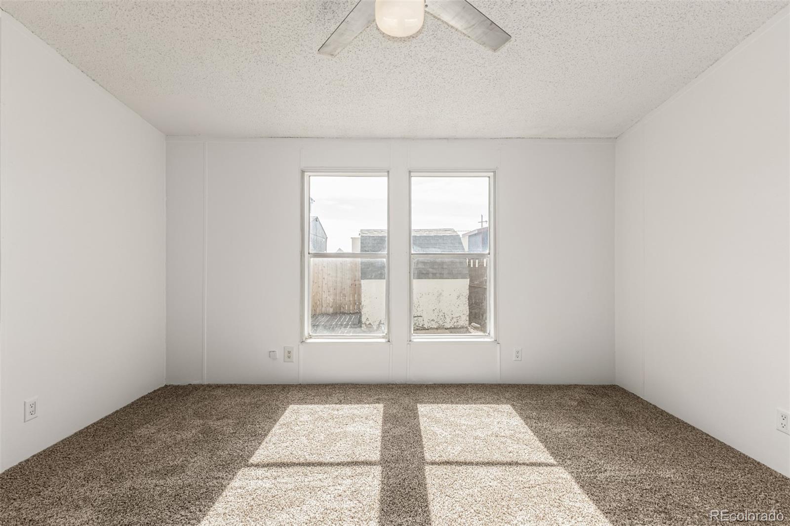75 North Curtis Road Colorado Springs, CO 80930 - Photo 14 of 33