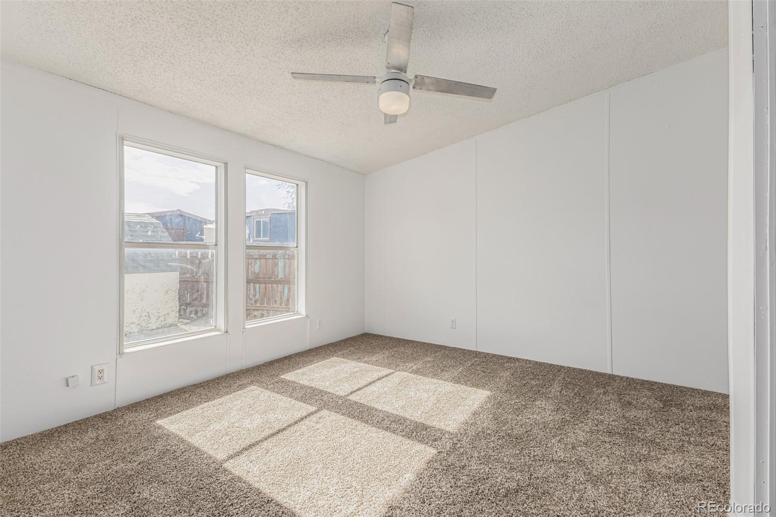 75 North Curtis Road Colorado Springs, CO 80930 - Photo 15 of 33