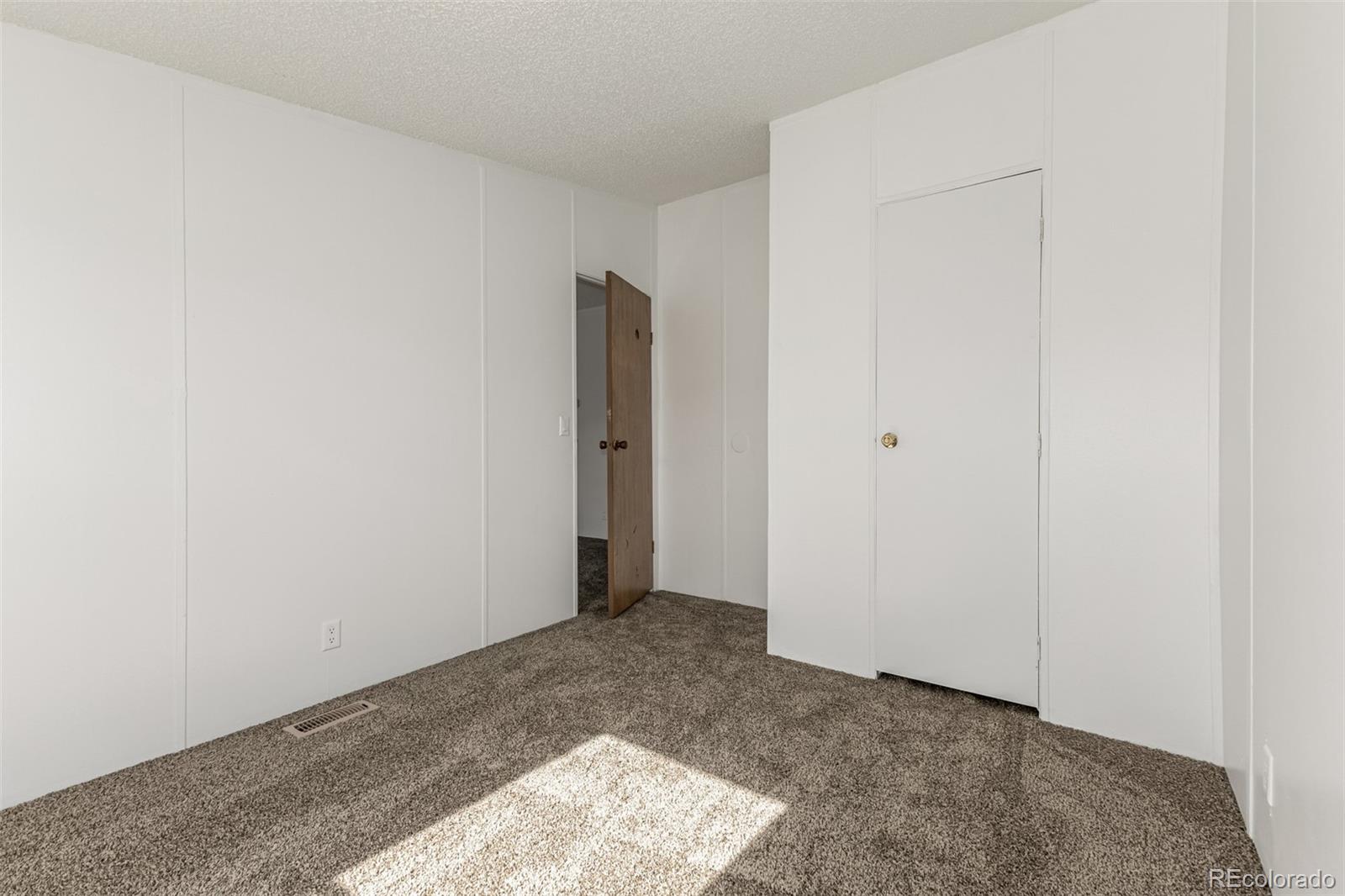 75 North Curtis Road Colorado Springs, CO 80930 - Photo 18 of 33