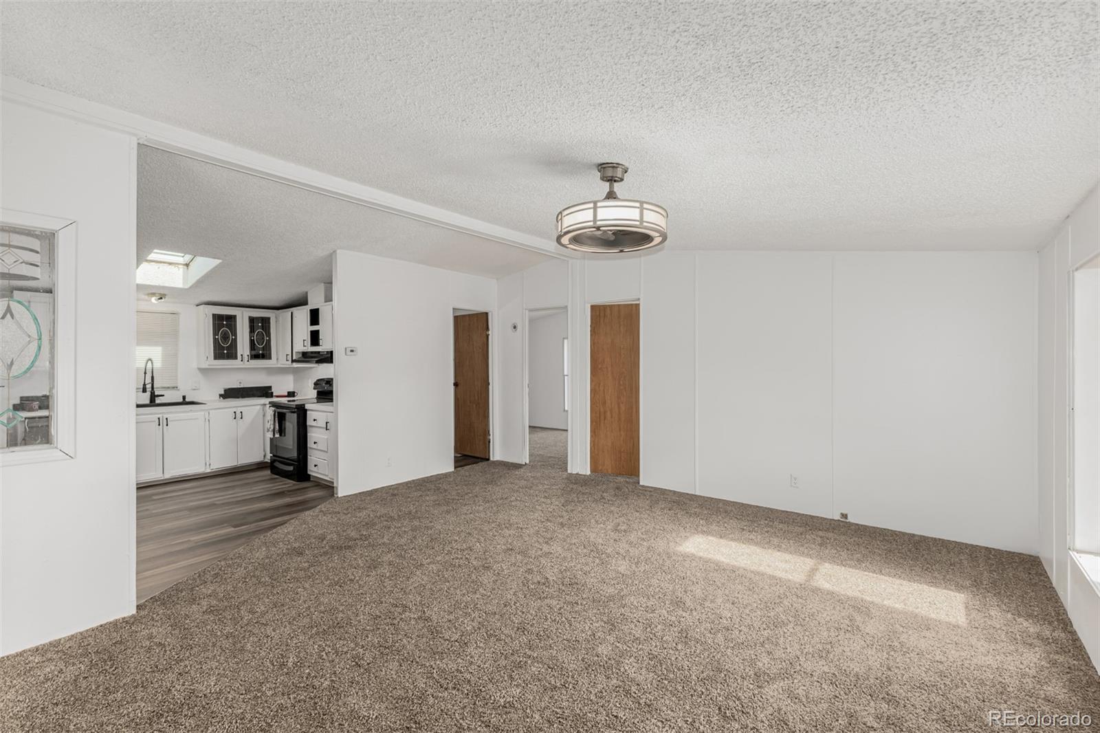 75 North Curtis Road Colorado Springs, CO 80930 - Photo 7 of 33