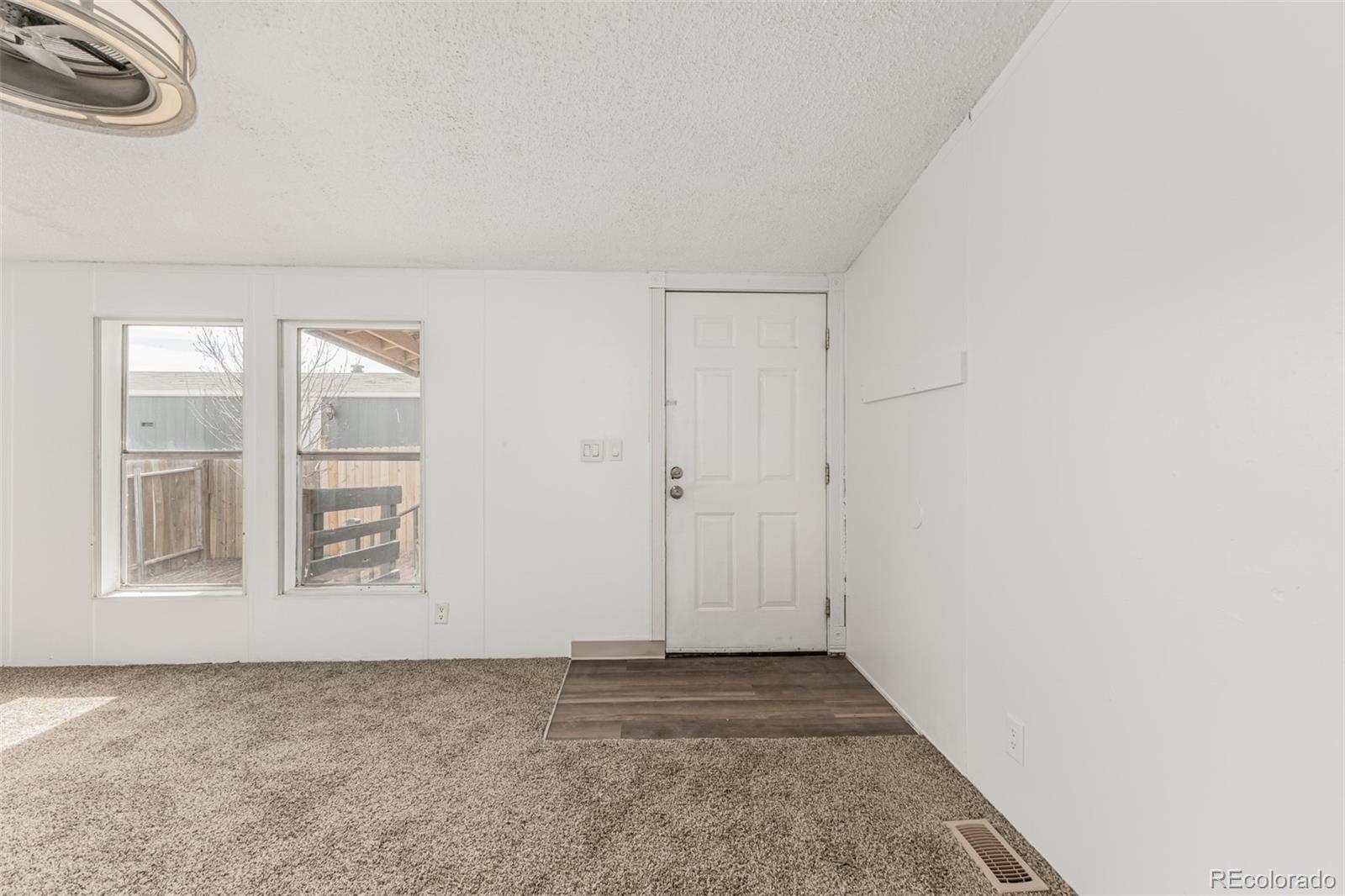 75 North Curtis Road Colorado Springs, CO 80930 - Photo 10 of 33