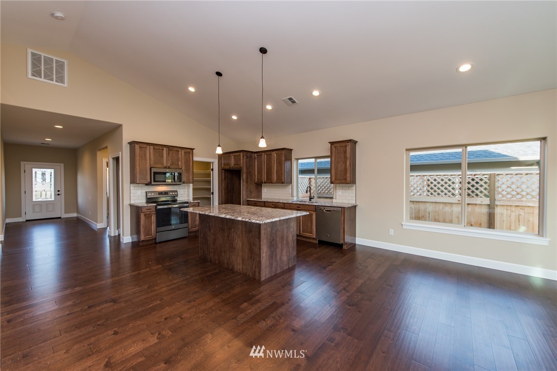 150 Choice Loop Sequim, WA 98382 - Photo 10 of 25 Gallery Image 10