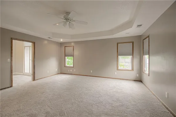 $500,000 | 1004 Aspen Drive, Liberty, MO 64068