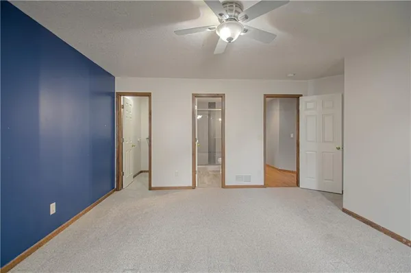 $500,000 | 1004 Aspen Drive, Liberty, MO 64068