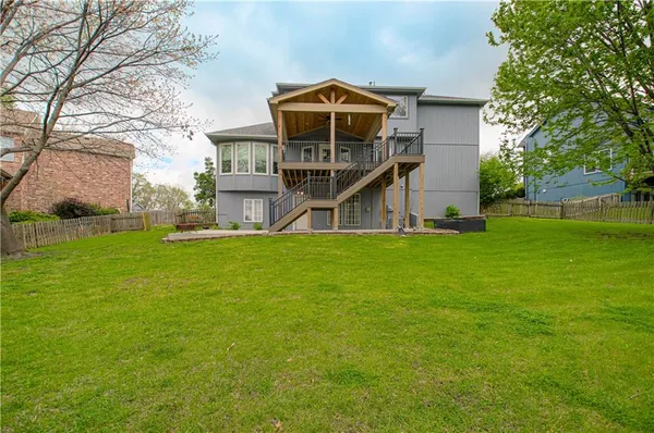 $500,000 | 1004 Aspen Drive, Liberty, MO 64068