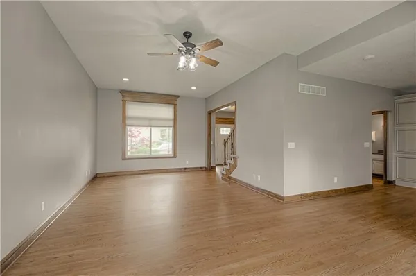 $500,000 | 1004 Aspen Drive, Liberty, MO 64068