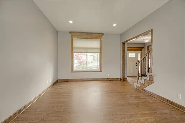 $500,000 | 1004 Aspen Drive, Liberty, MO 64068