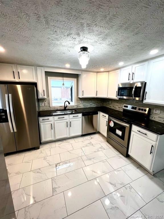 7 Sage Park Road Windsor, CT 06095 - Photo 1 of 1 Gallery Image 1