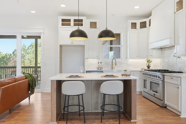 $989,900 | 500 Country Club Drive, Dickson, TN 37055