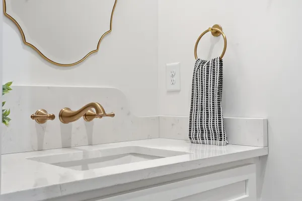 $989,900 | 500 Country Club Drive, Dickson, TN 37055