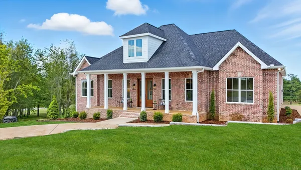 $989,900 | 500 Country Club Drive, Dickson, TN 37055