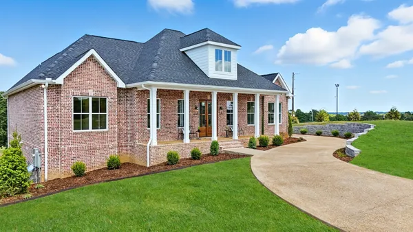 $989,900 | 500 Country Club Drive, Dickson, TN 37055