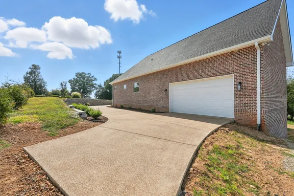 $989,900 | 500 Country Club Drive, Dickson, TN 37055