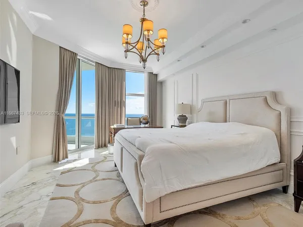 $17,000 | 16047 Collins Avenue, Unit 2602, Sunny Isles Beach, FL 33160