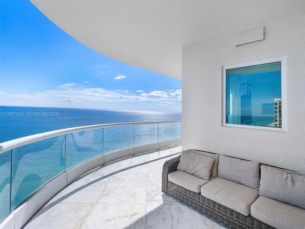 $17,000 | 16047 Collins Avenue, Unit 2602, Sunny Isles Beach, FL 33160