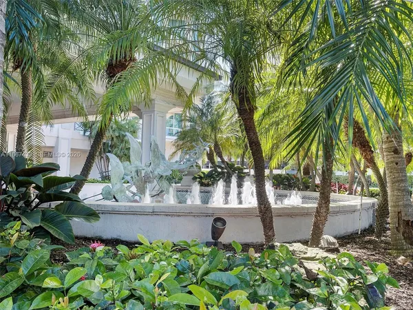 $17,000 | 16047 Collins Avenue, Unit 2602, Sunny Isles Beach, FL 33160
