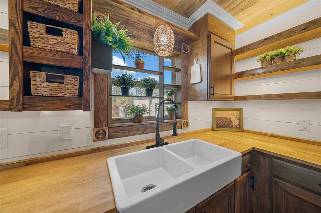 5198 Southwest 164th Street Road Ocala, FL 34473 - Photo 17 of 56 Kitchen