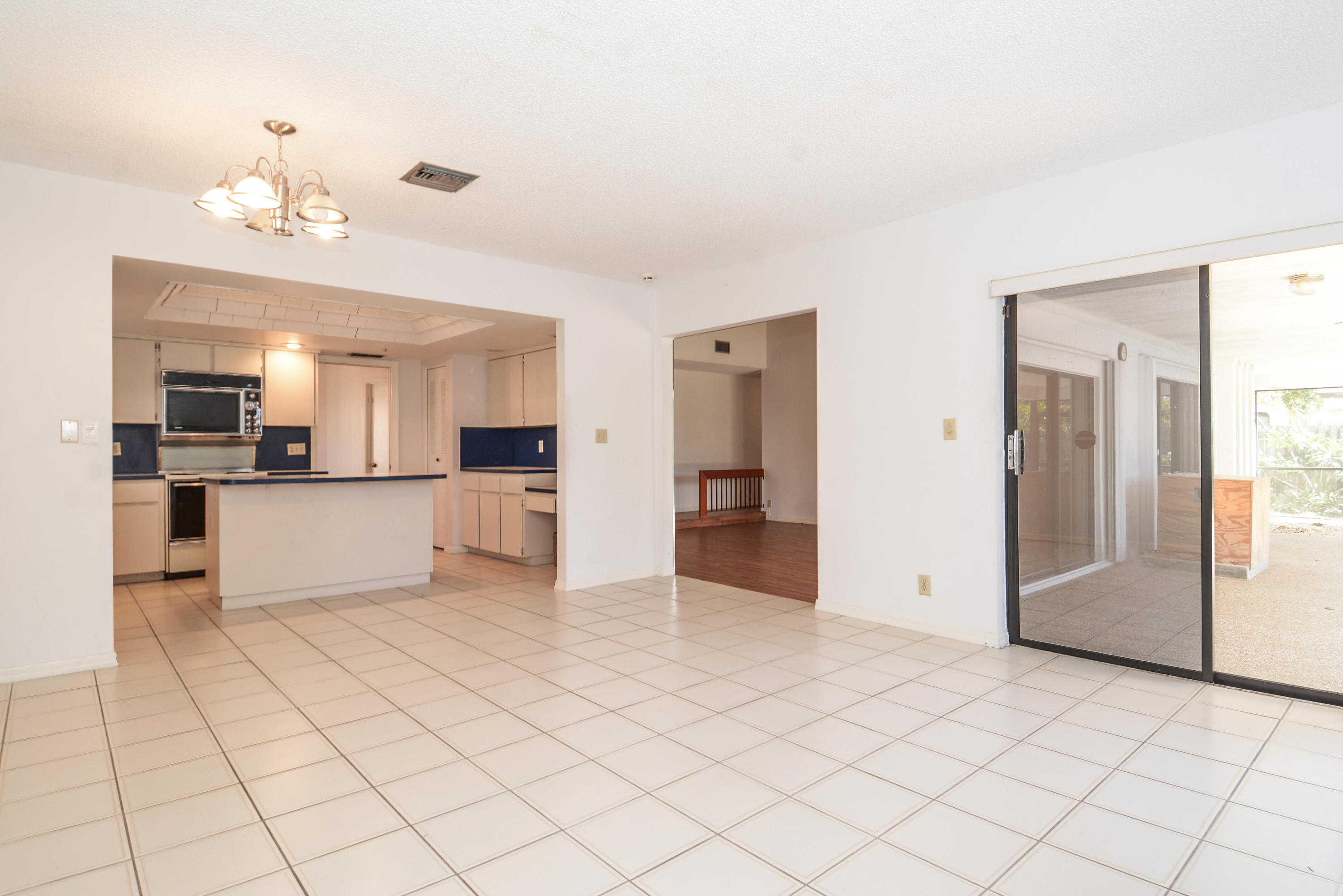 10330 185th Street South Boca Raton, FL 33498 - Photo 13 of 17 VHT-RX-10215940_5.jpg