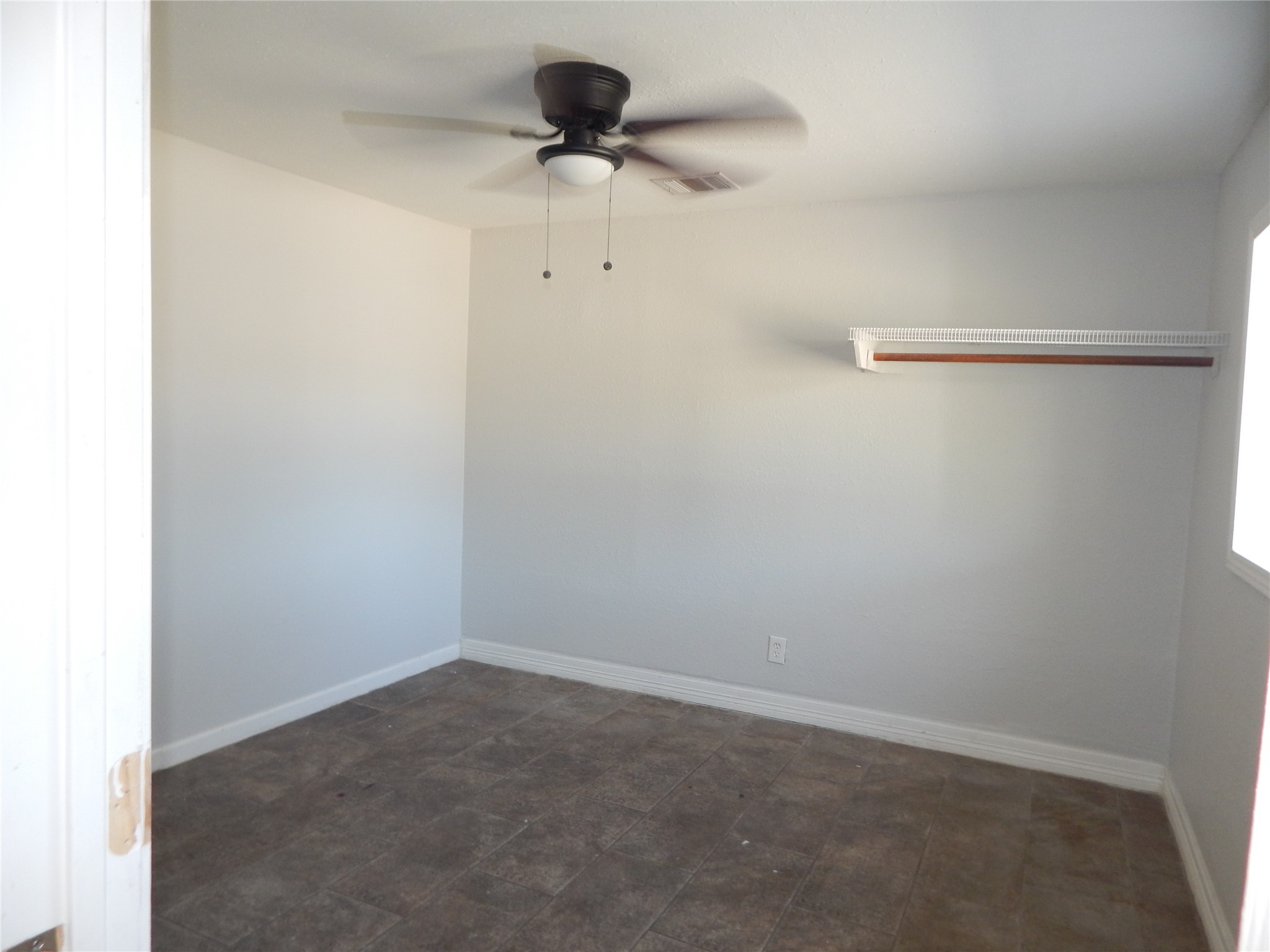 206 Arnett Lane Houston, TX 77037 - Photo 15 of 28 a view of a small space