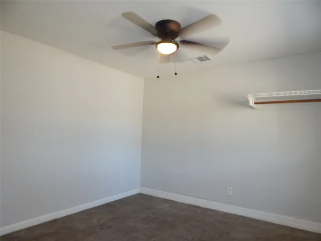 $1,700 | 206 Arnett Lane, Houston, TX 77037