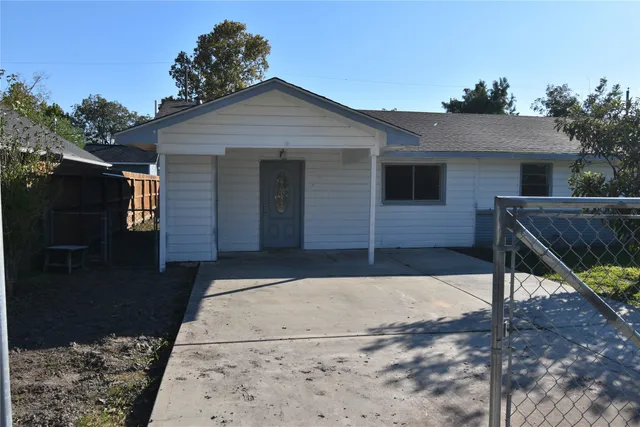 $1,700 | 206 Arnett Lane, Houston, TX 77037