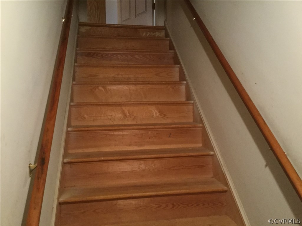 4361 Three Chopt Road Gum Spring, VA 23065 - Photo 23 of 49 a view of entryway