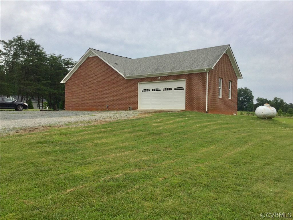 4361 Three Chopt Road Gum Spring, VA 23065 - Photo 5 of 49 a house view with garden space
