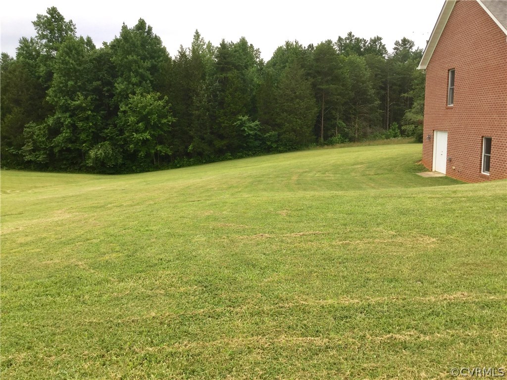 4361 Three Chopt Road Gum Spring, VA 23065 - Photo 10 of 49 a view of an ocean view