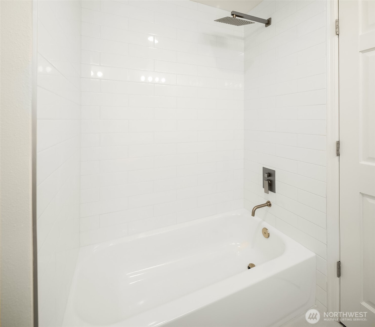 1913 237th Place Southeast Bothell, WA 98021 - Photo 32 of 40