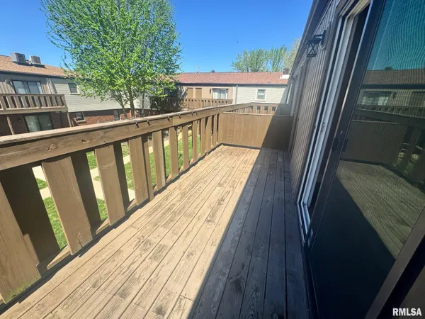 $76,900 | 1901 Jeanette Lane, Unit 6, Springfield, IL 62702