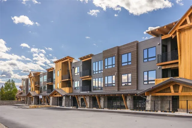 $1,724,000 | 80 West Main Street, Unit 205, Frisco, CO 80443