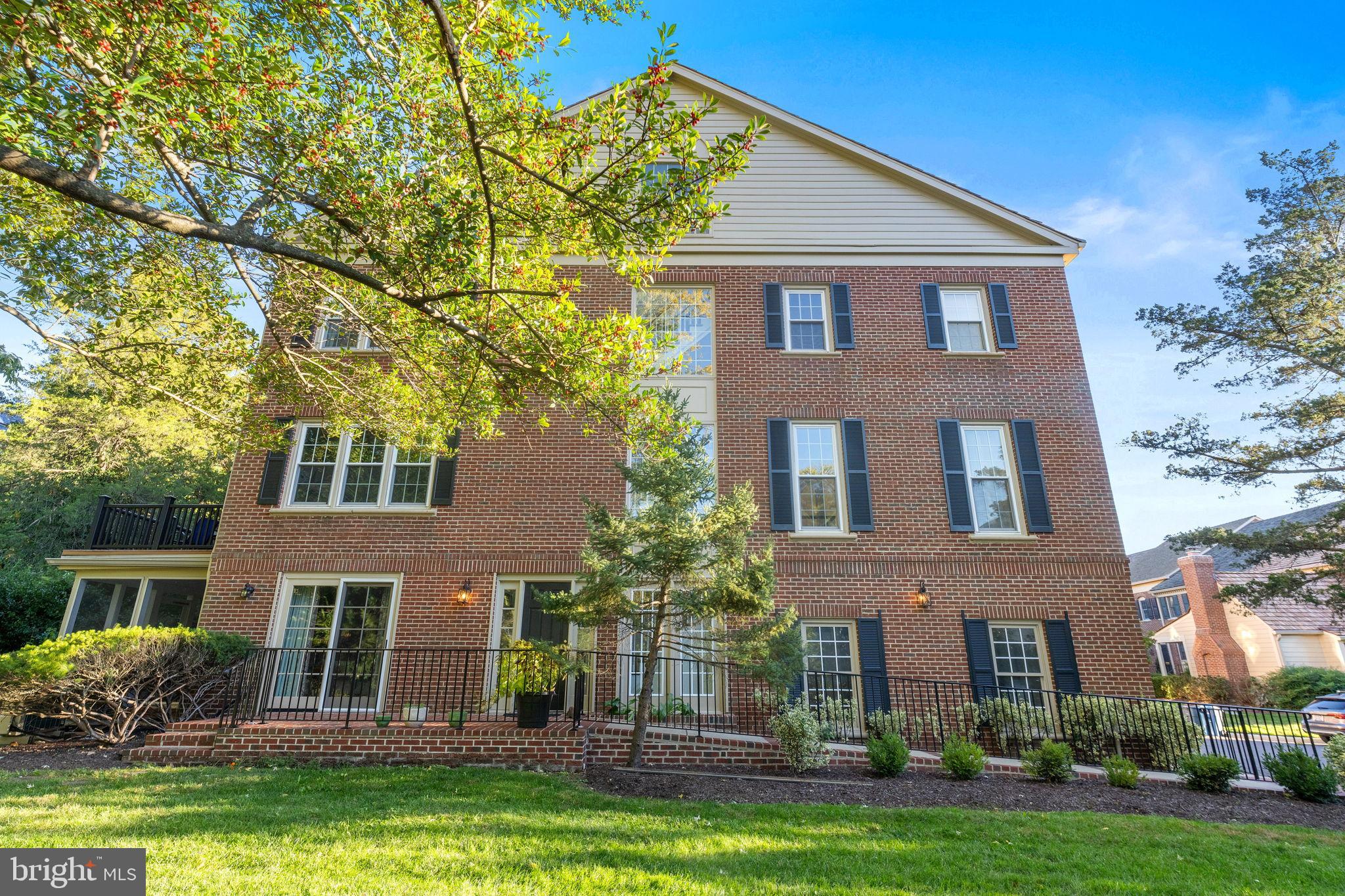 6619 Madison McLean Drive McLean, VA 22101 - Photo 2 of 54 Extra large townhome with 2 car garage.
