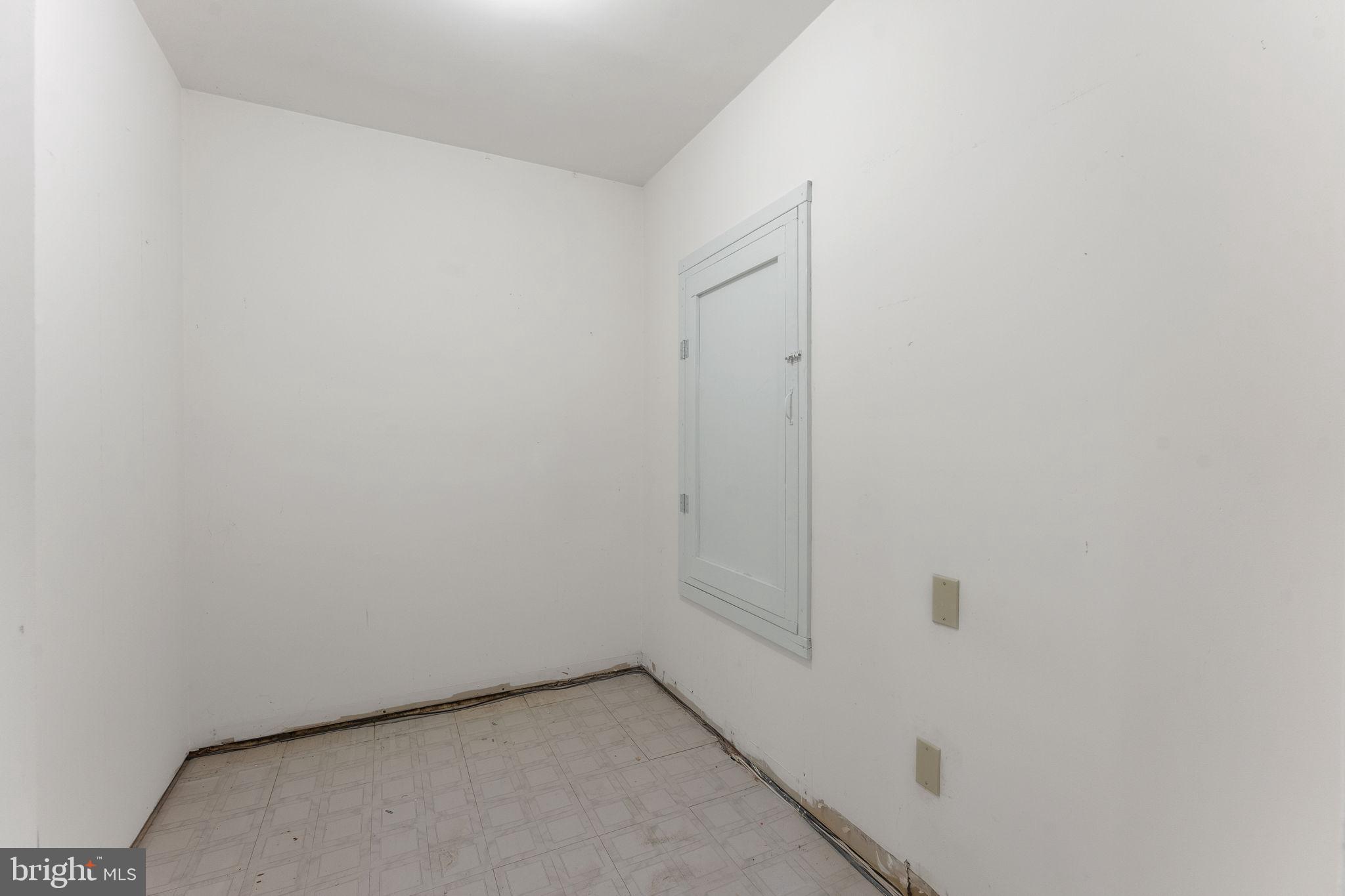 6619 Madison McLean Drive McLean, VA 22101 - Photo 35 of 54 a view of small space