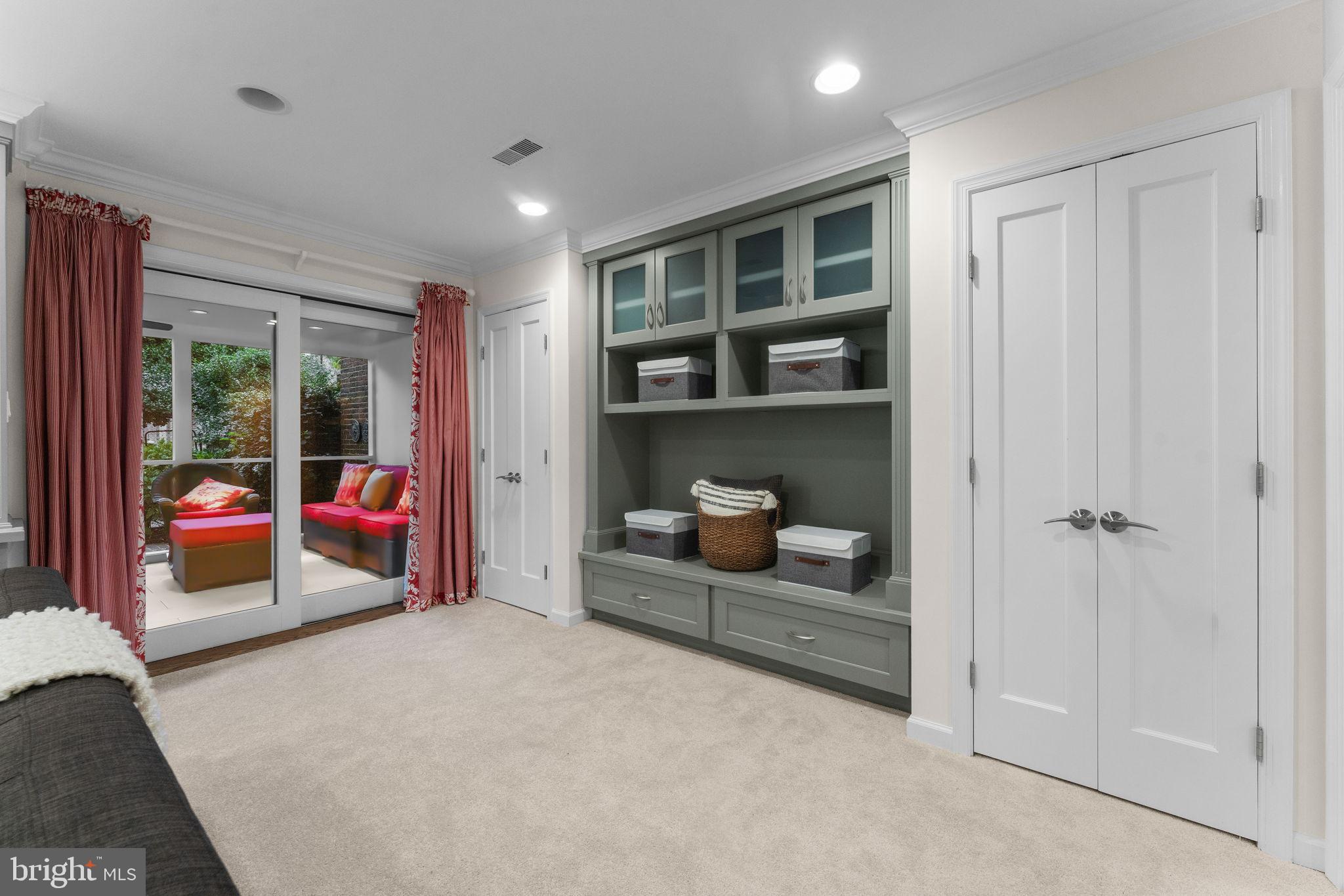 6619 Madison McLean Drive McLean, VA 22101 - Photo 42 of 54 a living room with furniture