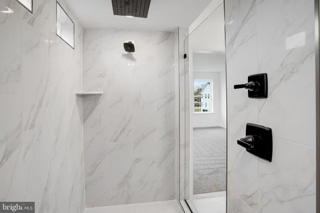 $669,999 | 2000 Divot Drive, Culpeper, VA 22701