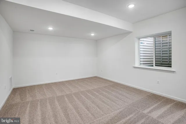 $669,999 | 2000 Divot Drive, Culpeper, VA 22701