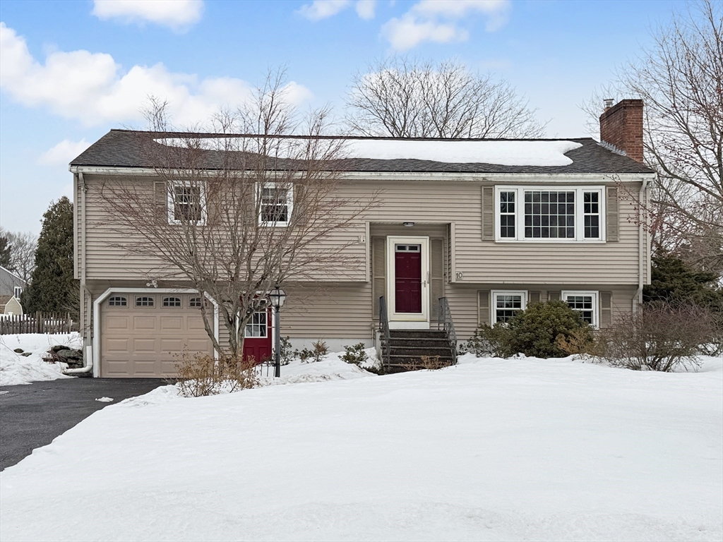 10 Thoreau Road Northborough, MA 01532 - Photo 1 of 39 Gallery Image 1
