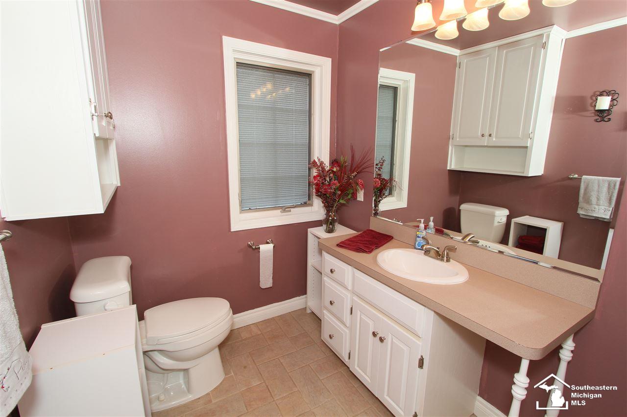 220 Ruff Drive Monroe, MI 48162 - Photo 25 of 40
