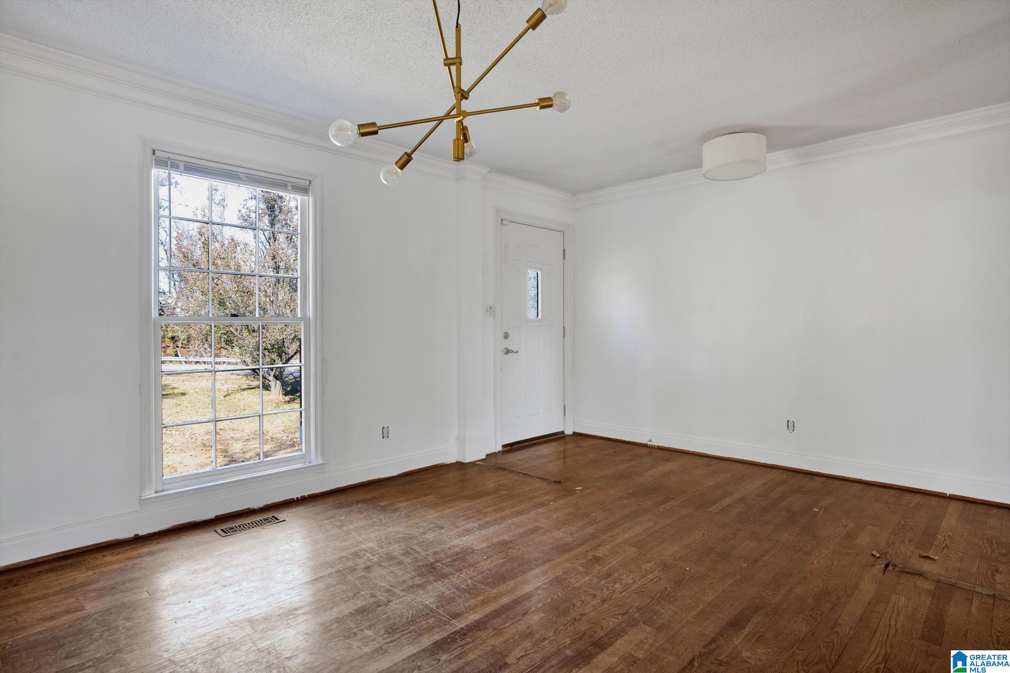 3825 South Shades Crest Road Hoover, AL 35244 - Photo 10 of 23