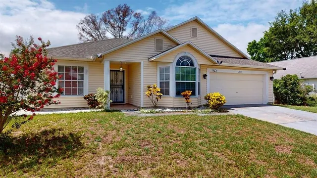 $339,000 | 2013 Greystone Trail, Orlando, FL 32818