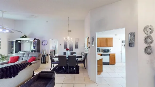 $339,000 | 2013 Greystone Trail, Orlando, FL 32818