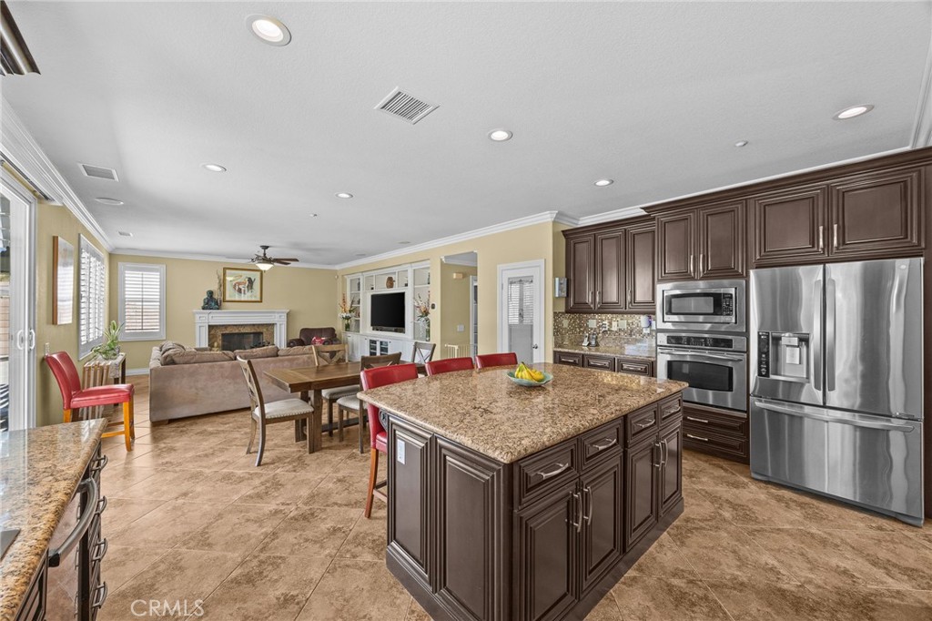 9509 Kings Court Riverside, CA 92508 - Photo 24 of 73