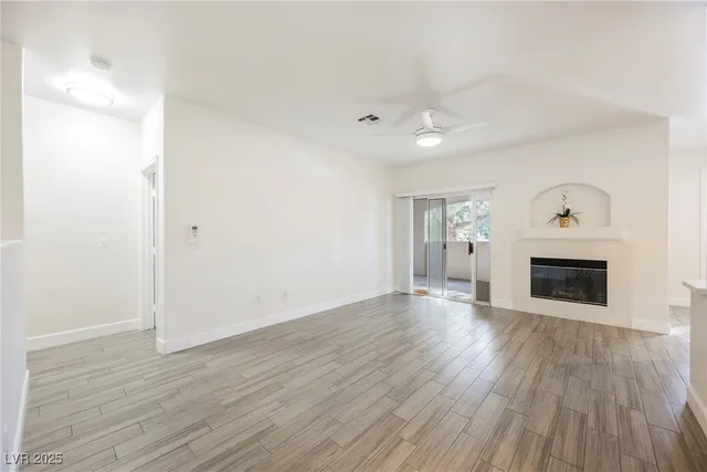 $349,900 | 2050 West Warm Springs Road, Unit 1421, Henderson, NV 89014
