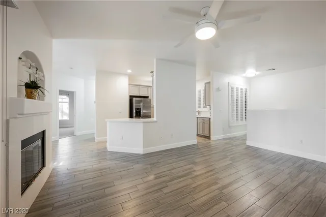 $349,900 | 2050 West Warm Springs Road, Unit 1421, Henderson, NV 89014