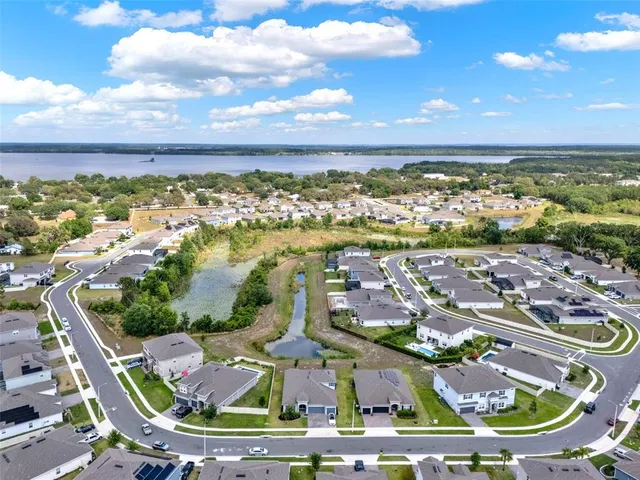 $479,000 | 533 Avila Place, Howey-in-the-Hills, FL 34737