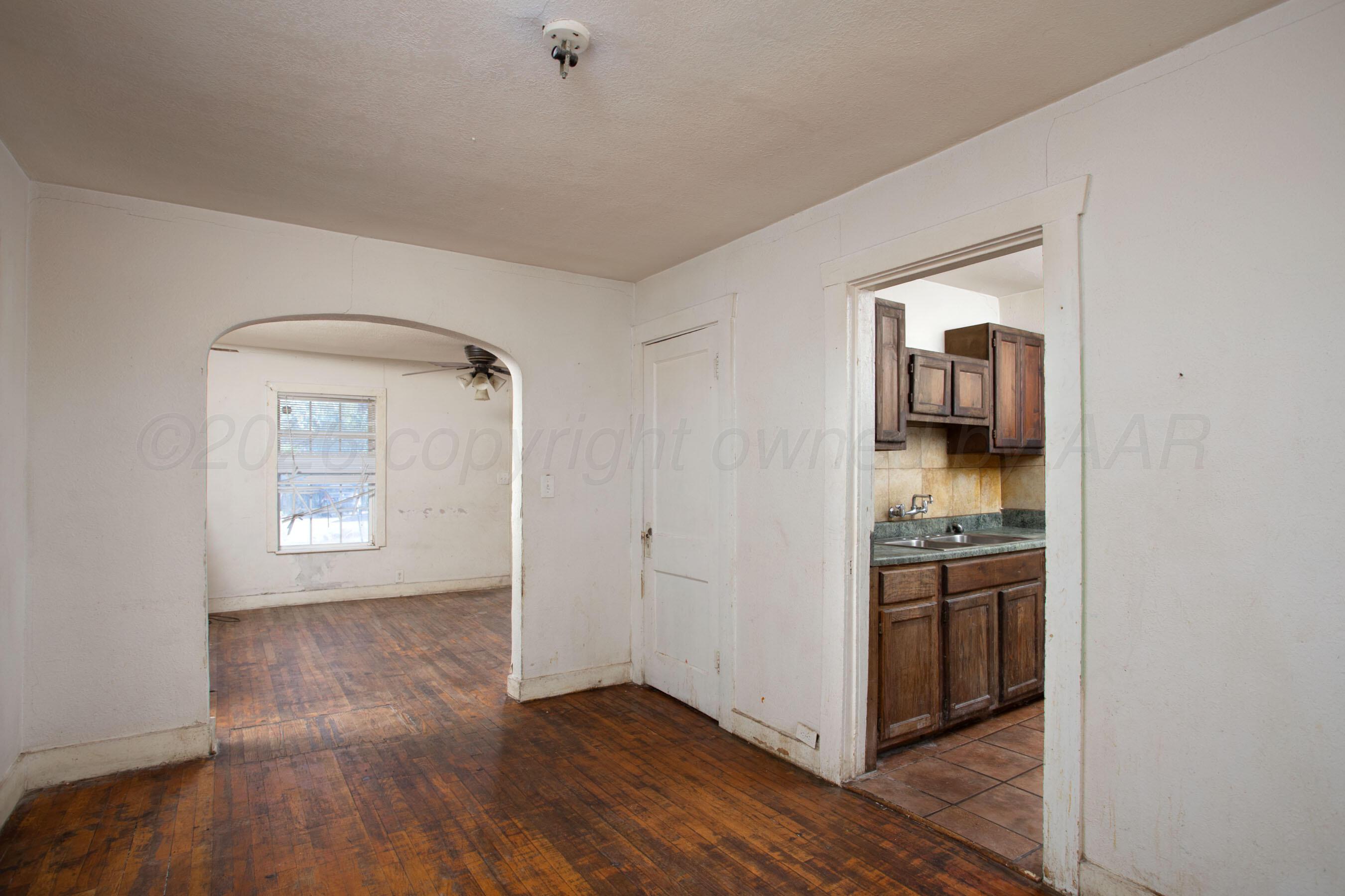 1209 Southwest 9th Avenue Amarillo, TX 79101 - Photo 11 of 22 10