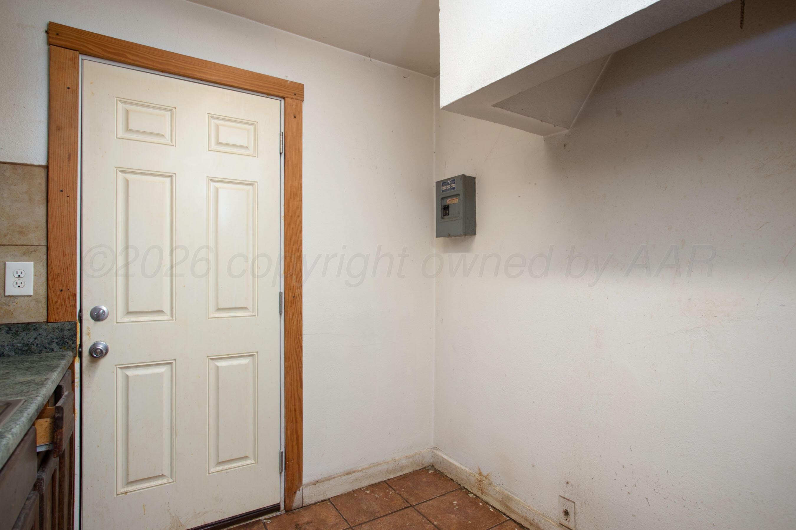 1209 Southwest 9th Avenue Amarillo, TX 79101 - Photo 15 of 22 14