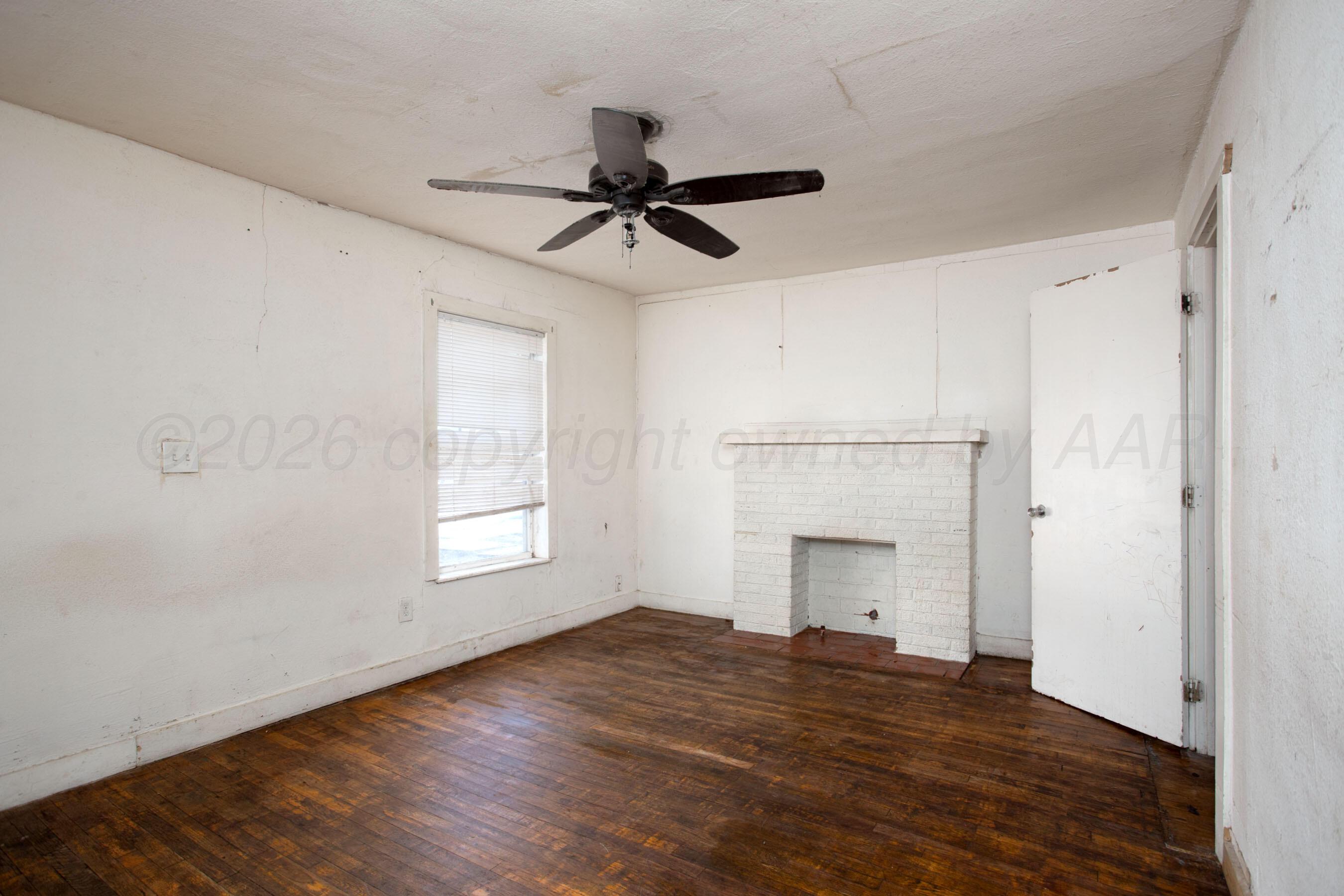 1209 Southwest 9th Avenue Amarillo, TX 79101 - Photo 3 of 22 2